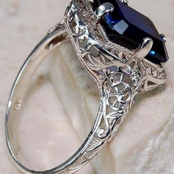 Elegant Huge Natural 3.5Ct Tanzanite 925 Silver Sapphire Ring Women Wedding Enga - Picture 2 of 4